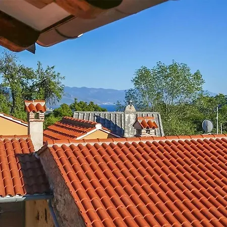 1 Bedroom Lovely In Bribir (Primorje-Gorski Kotar)