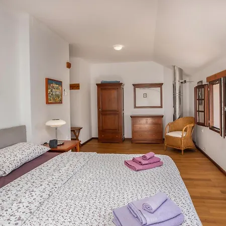 Apartament 1 Bedroom Lovely In